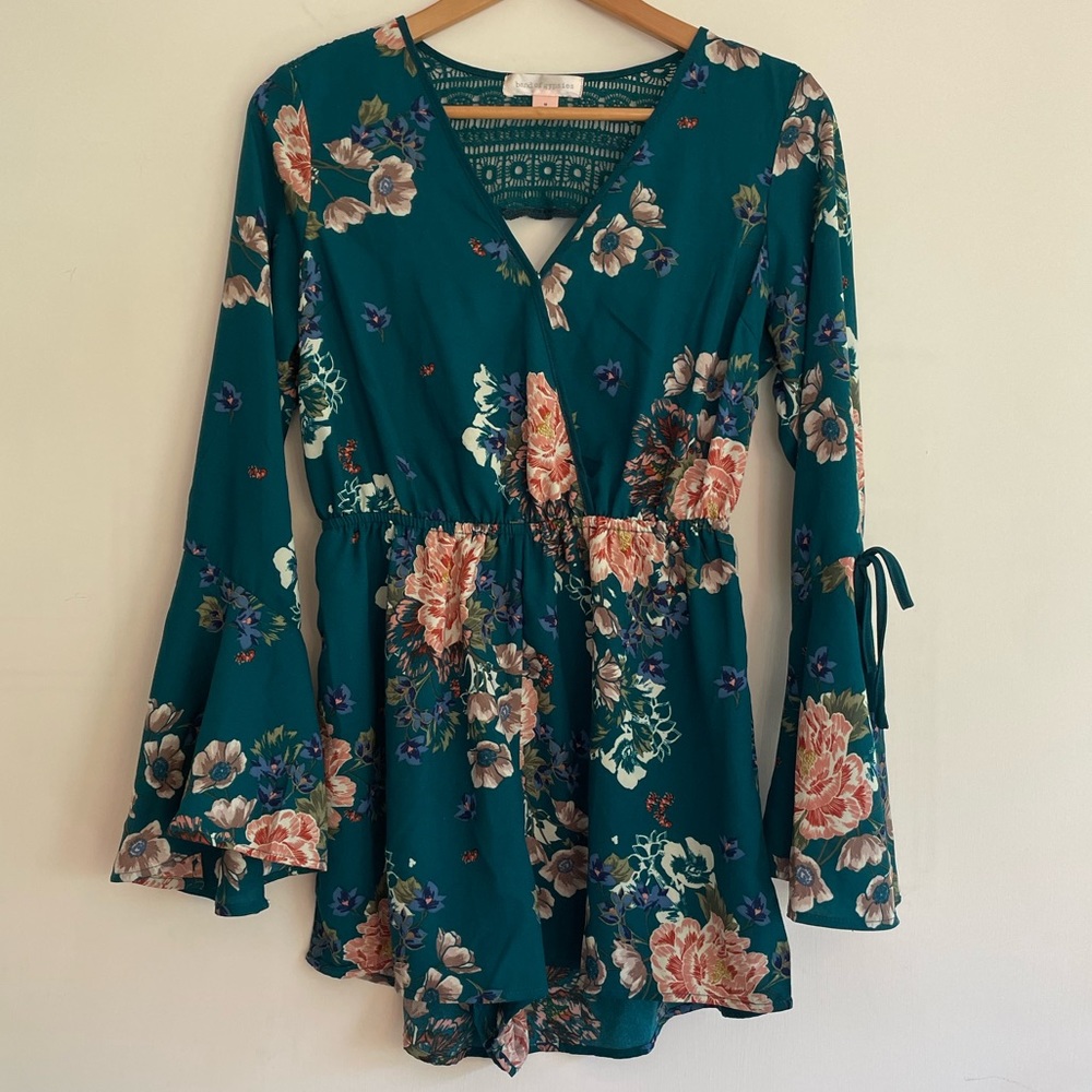 Band of Gypsies green floral romper with bell long sleeves Size Medium
